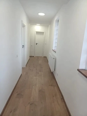 Apartament 2 camere decomandate zona Turnisor - imagine 3
