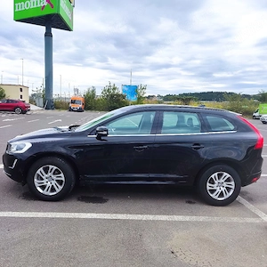 Vând Volvo XC60 an 2017,2.0 diesel.diesel. - imagine 8