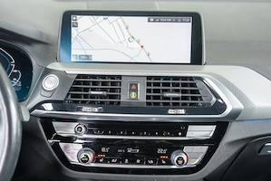 BMW X3 30e - imagine 14