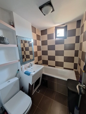 Se inchiriaza apartament cu 3 camere mobilat si utilat. - imagine 4