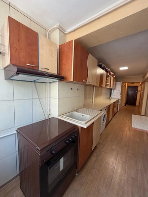 Inchiriere apt 3 camere, situat in Galati, pe Faleza, etaj 2, mobilat si utilat - imagine 9