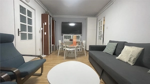 Pajura , langa parc, etaj 1 3, mobilat modern, pentru studenti