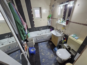 Apartament 2 camere, spațios și curat   Zona E3 (lângă Kaufland) - imagine 8