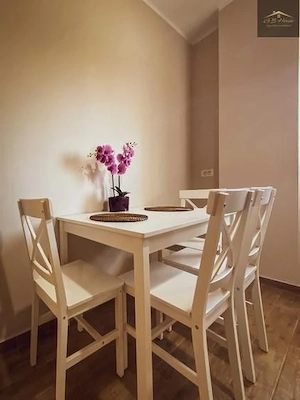 Apartament proaspat renovat 2 camere, 2 locuri de parcare, Dumbravita - imagine 3