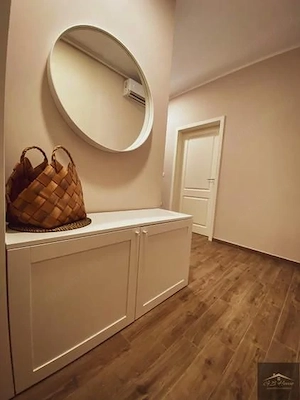 Apartament proaspat renovat 2 camere, 2 locuri de parcare, Dumbravita - imagine 8