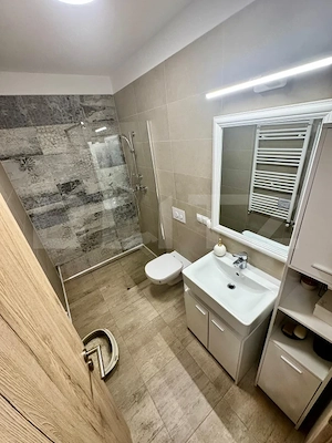 Apartament cu 2 camere 51 mp. decomandat, cu loc de parcare și boxă incluse - imagine 8