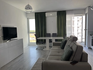Proprietar inchiriez apart 3camere cu680 eur,parcare subterana inclusa,pet friendly animăluțe