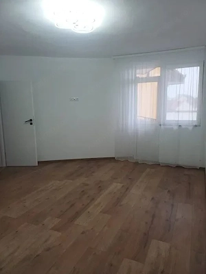 Apartament 2 camere decomandate etaj 1 Strand I - imagine 2