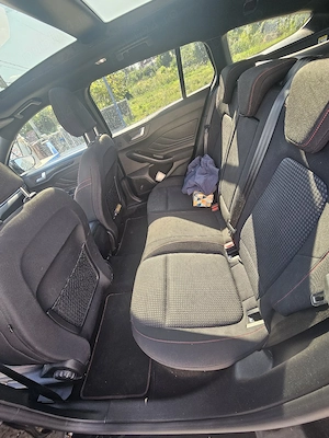 Ford Focus ST Line - imagine 9