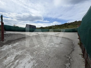 Teren betonat 382 mp cu groapă de vizitare – de închiriat  - imagine 5