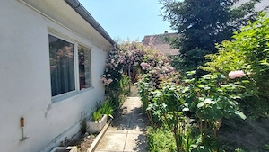 Casa cu 8 camere + 800mp teren Cisnadie zona Centrala - imagine 18