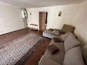 Casa cu 8 camere + 800mp teren Cisnadie zona Centrala - imagine 3