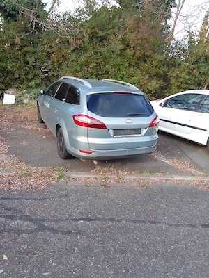 Vând Ford Mondeo an 2008, motor 2.0 dizel. 1600 euro. - imagine 3