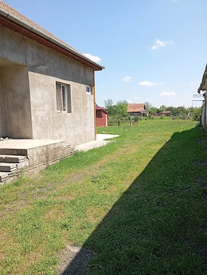 Casa individuala la 15 km de timisoara - imagine 4