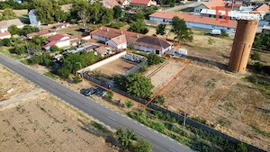 Spatiu de productie, 10 incaperi, 382 mp utili, 1800 mp teren, Peciu Nou
