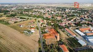 Spatiu de productie, 10 incaperi, 382 mp utili, 1800 mp teren, Peciu Nou - imagine 2