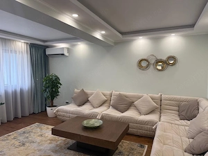 Apartament Lux nou ,de inchiriat cu două camere.