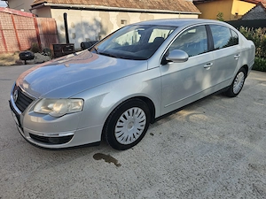 VW Pasat B6 Berlina BLUEMOTION 2.0 TDI 110 CP | 2010 | 2.900 EUR  !! - imagine 10