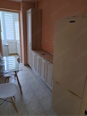 inchiriez apartament  - imagine 4