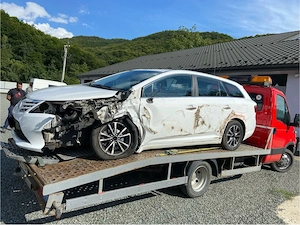 Toyota Avensis - imagine 2