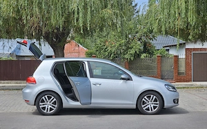VW Golf 6 1.4TSI TEAM Navigatie Xenon SenzoriParcare DubluClima CamerăMarșarier Bluethoot Euro5  - imagine 2