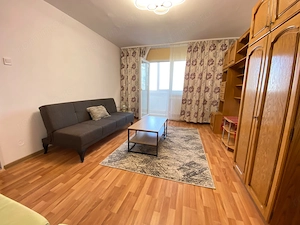 Inchiriez apartament 3 camere Torontalului - Iulius Mall