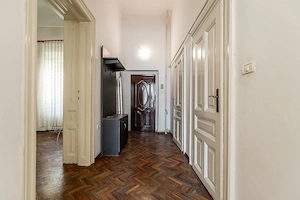 Apartament 3 camere lângă Parcul Copiilor | Etaj 1 | Fațadă renovată - imagine 3