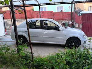 Dacia Logan SD 1,4 benzina , 26500 km , stare ca noua.  - imagine 3