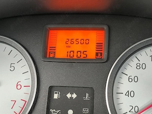Dacia Logan SD 1,4 benzina , 26500 km , stare ca noua.  - imagine 4