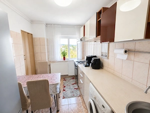 Apartament 3 camere Rolast, sup = 85 mp, 2 balcoane - imagine 2