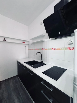 AV703 Casa individuala 5 camere, + anexe, P+M, zona FRATELIA - imagine 15