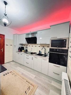 AV703 Casa individuala 5 camere, + anexe, P+M, zona FRATELIA - imagine 5