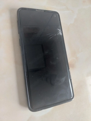 [S10] Vând Samsung Galaxy S10 [pentru piese sau reparat] + husă [poze reale]