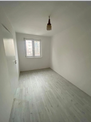 Vand apartament mediaș - imagine 2