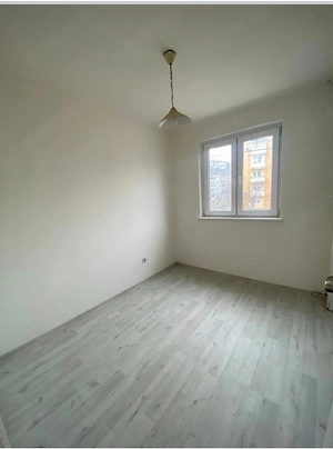 Vand apartament mediaș - imagine 3