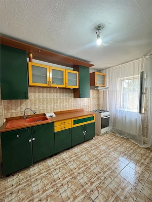 3 camere - 2 bai - Etaj 4 - imagine 2