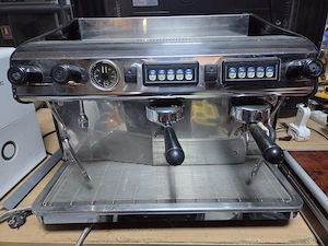 Espressor profesional Expobar   Crem MA-C-2GR (2 grupuri, boiler 11.5L, 3050W)