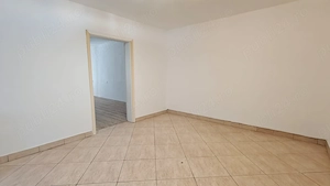 Închiriere Spațiu Comercial   Birouri - 70 mp - Mediaș, Str. Iacob Pisso - imagine 2