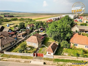 Casa cu teren generos de 1.315 mp, bucatarie de vara complet renovata si acces din doua strazi – Cer - imagine 7