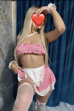 Blonda NOUA in oras te astept la mine 