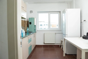  Renovat - 2 camere semidecomnadat 85000 EURO - imagine 4