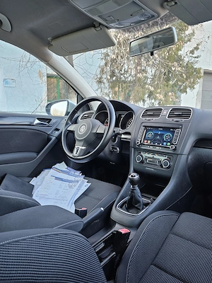 VW Golf 6 1.4TSI TEAM Navigatie Xenon SenzoriParcare DubluClima CamerăMarșarier Bluethoot Euro5  - imagine 12
