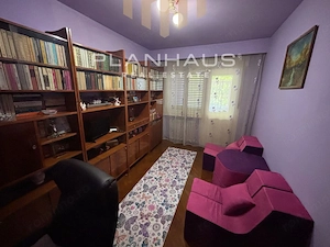 Apartament 4 camere, decomandat - str. Moldovei, zona Maramuresul - imagine 2