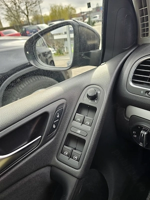 VW Golf 6 1.4TSI Parkassist ÎncălzireScaune DubluClima Bluetooth PilotAuto Euro5  - imagine 19