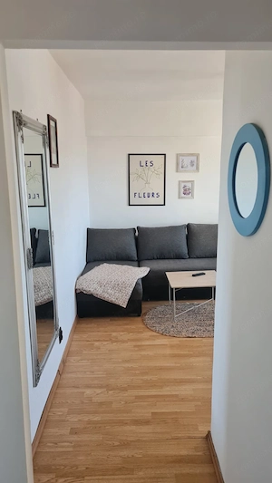  Garsoniera mobilata si utilata-bloc cu lift  - imagine 8
