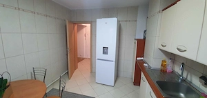 inchiriez apartament 2 camere cu centrala proprie, bd. Tineretului, in apropiere de Palat - imagine 2