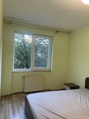 Babes, 2 camere decomandate, etaj 1,mobilat si utilat,280 euro