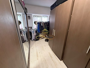 Apartament 4 camere de vanzare in Bacau bloc 2007 - imagine 7