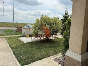 Duplex | 3 camere | Mobilat | Parter | Sanandrei | Curte generoasa | - imagine 2
