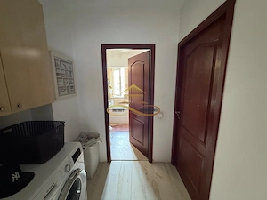 Apartament 4 camere de vanzare in Bacau bloc 2007 - imagine 8